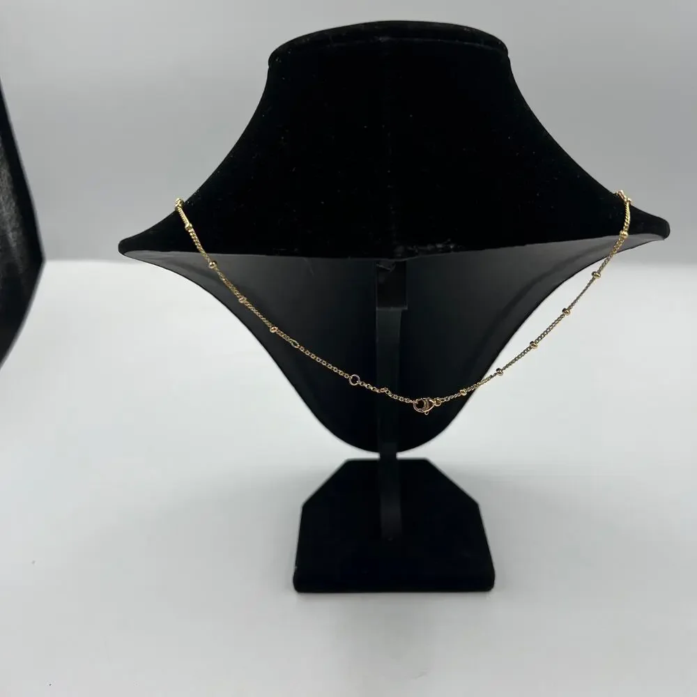 Vintage Gold Tone Filigree‎ Religious Cross Rhinestone Center Necklace 20
